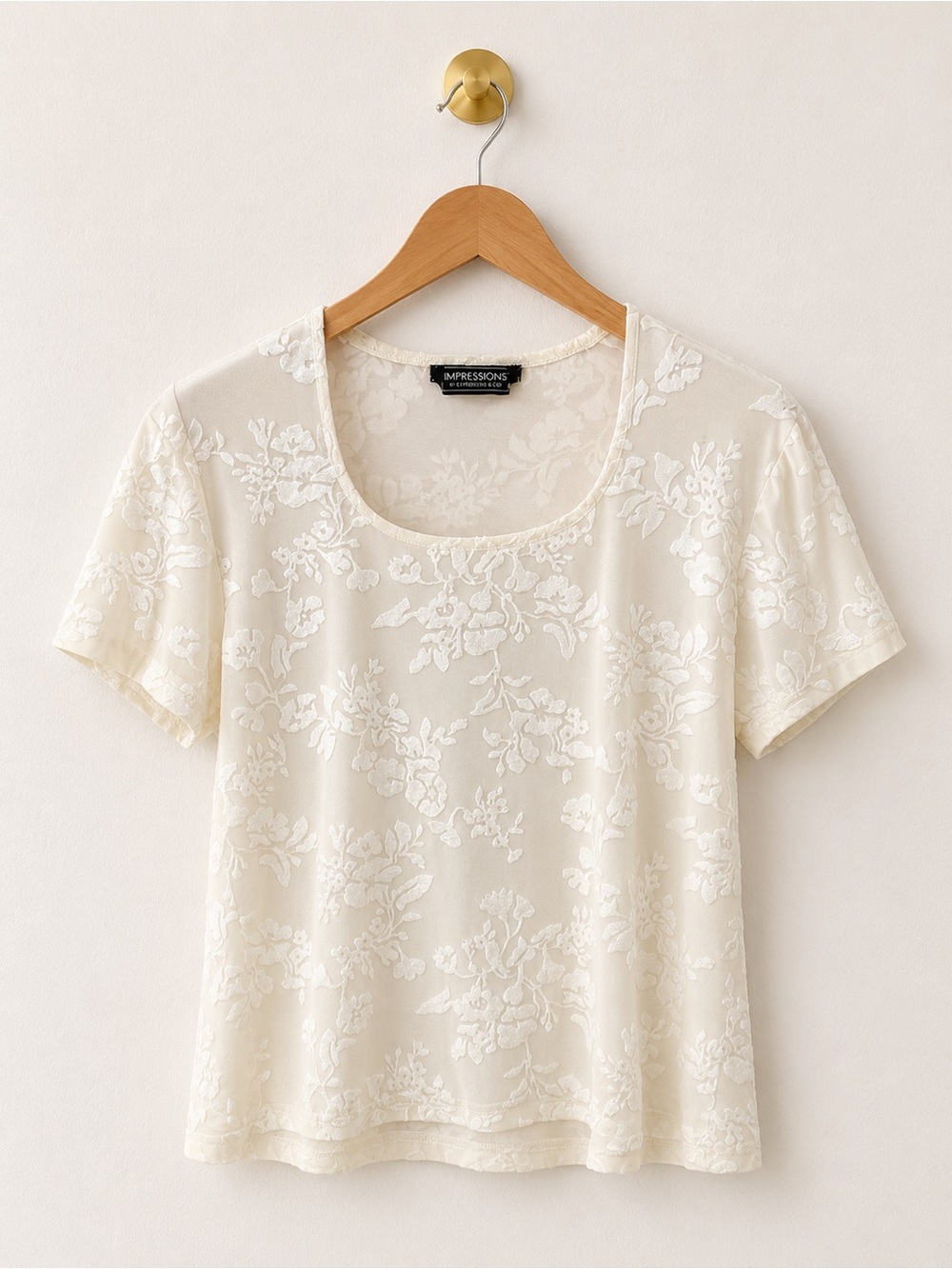 Impressions Millennium Edition Ivory Burnout Floral Top Size Medium